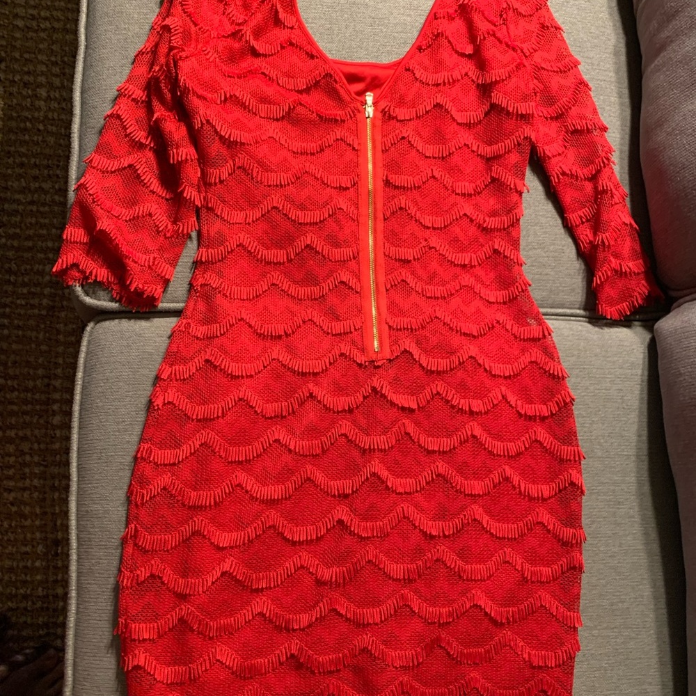Guess red dress with a zipper on the back., size 6